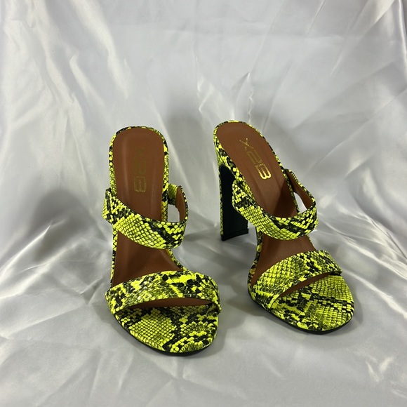 neon yellow snake print heels with matching purse shoes size 7 - Picture 3 of 7